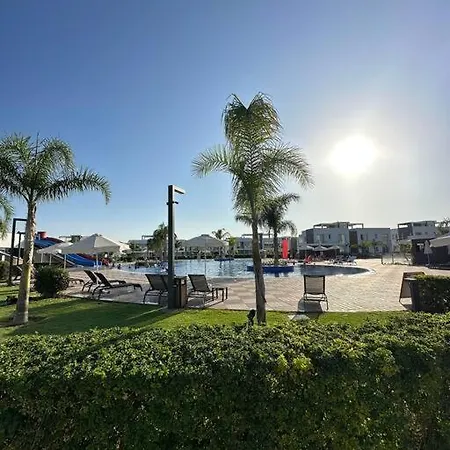 Iskelede Denize Sifir Havuzlu Sitede Loft 1+1 *